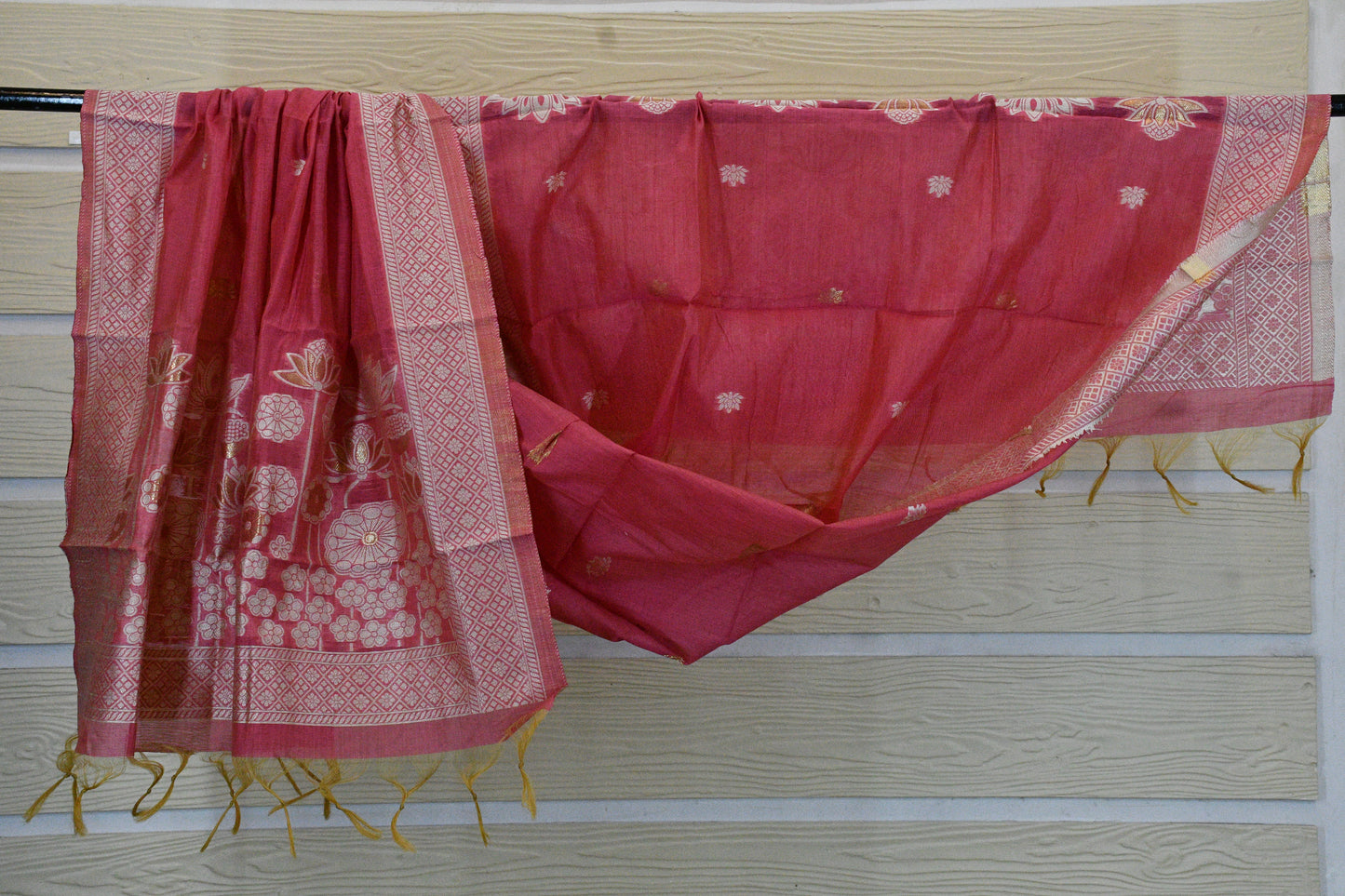 Rose Pink Handwoven Linen Dress Material with Lotus Zari Motifs & Elegant Dupatta