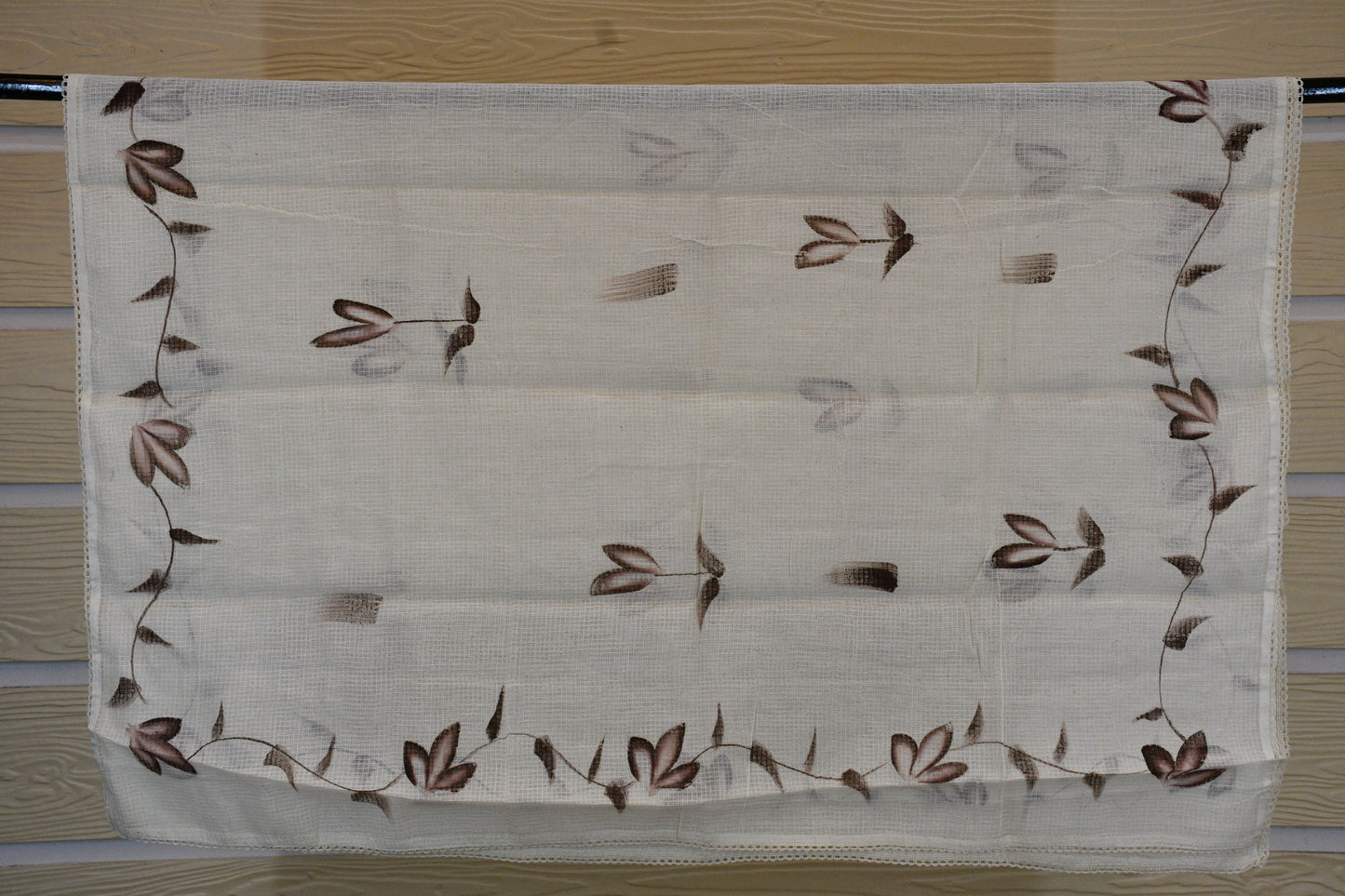 Off-White Chikankari Embroidered Kurta Set