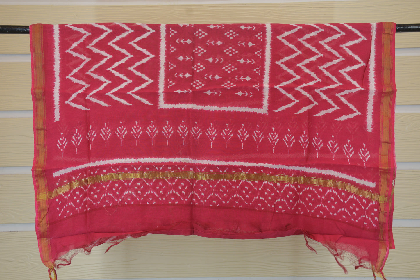 Rani Pink Gadwal Geometric Unstitched Suit Set