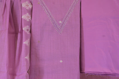 Blush Heritage: Woven Jamdani with Embellished V-Neck