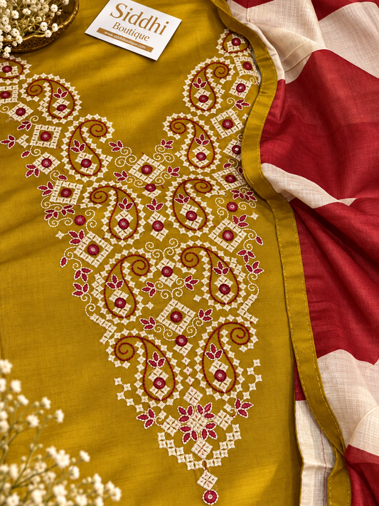 Mustard Maroon