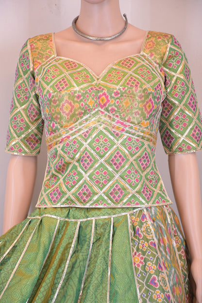 Green & Gold Patola Silk Chanya Choli | Siddhi Boutique